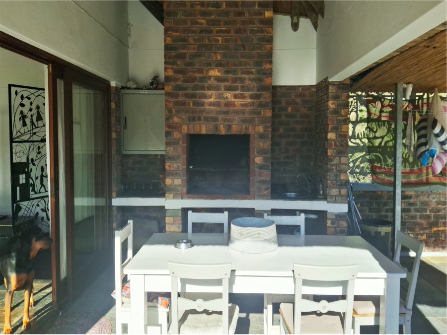 3 Bedroom Property for Sale in Meedingsride Western Cape
